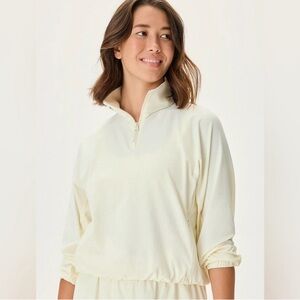 NWT!!! Outdoor Voices lightspeed 1/4 zip pullover